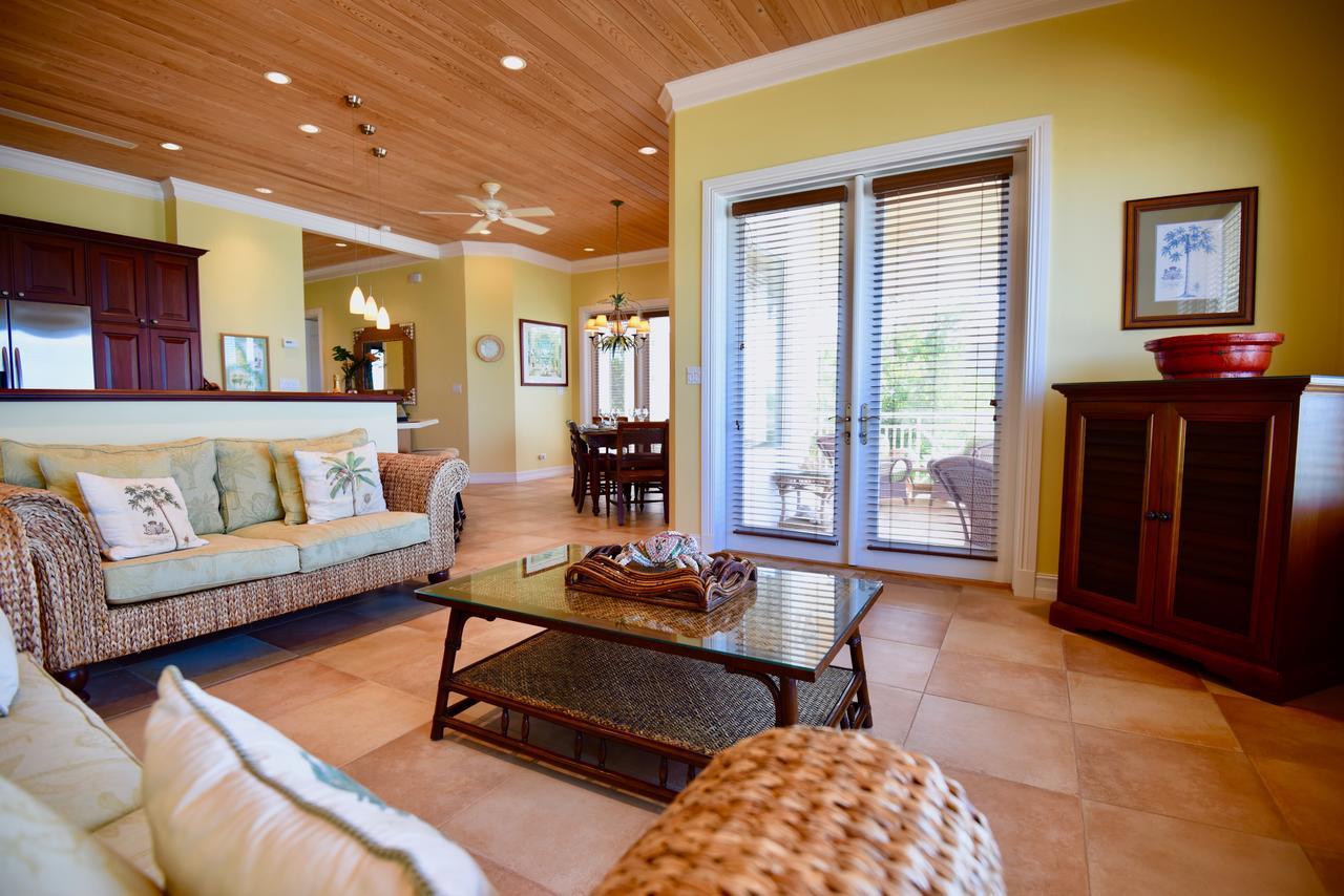 Cape Santa Maria Beach Resort & Villas Seymourʼs Extérieur photo